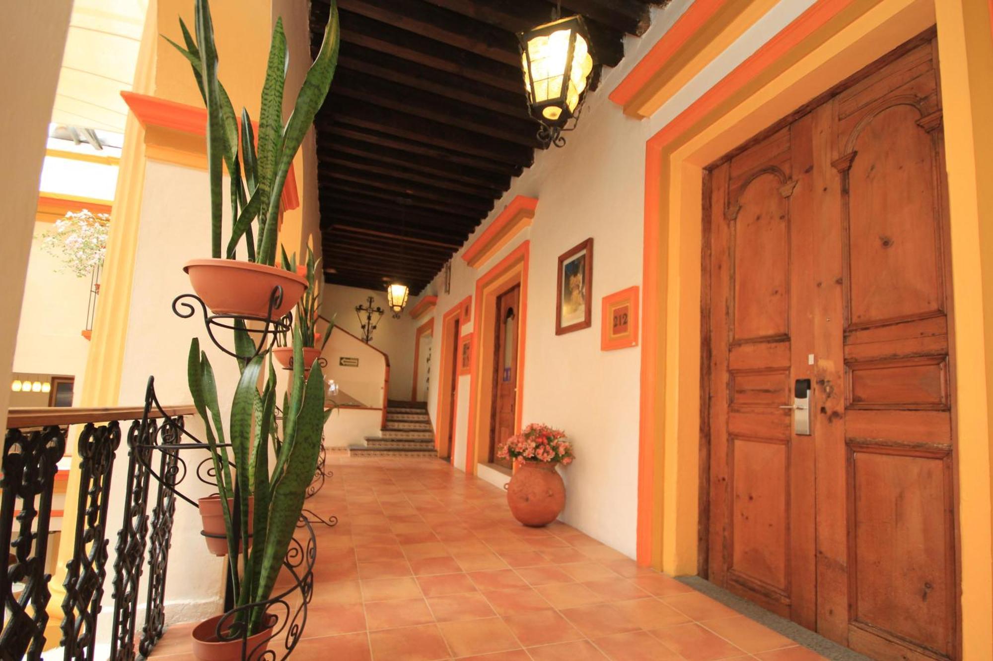 Hotel Ciudad Real Centro Historico San Cristóbal de Las Casas Buitenkant foto